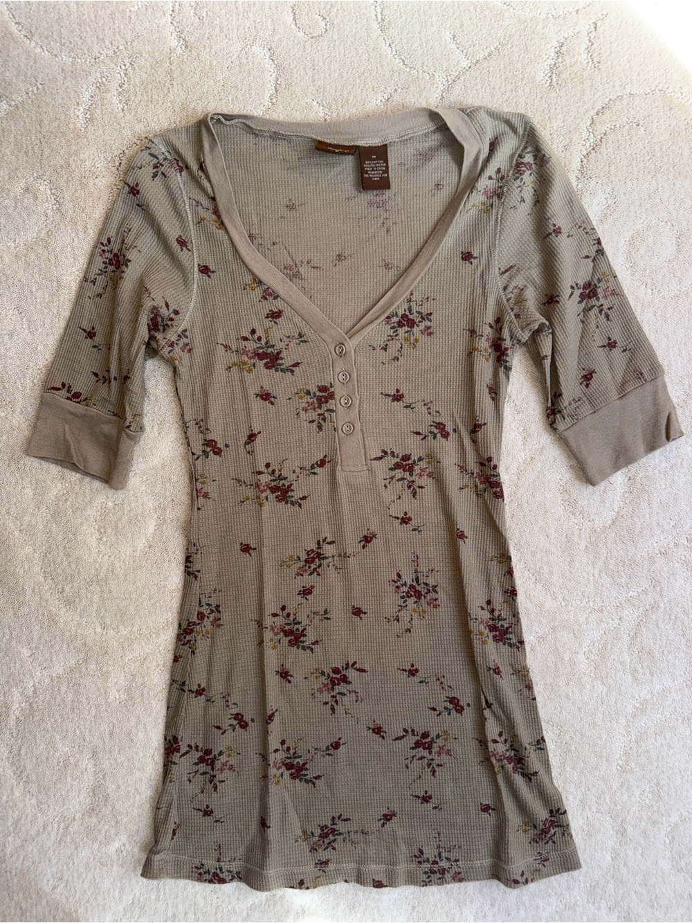 Daytrip Taupe Floral Henley Ribbed Short Sleeve Top